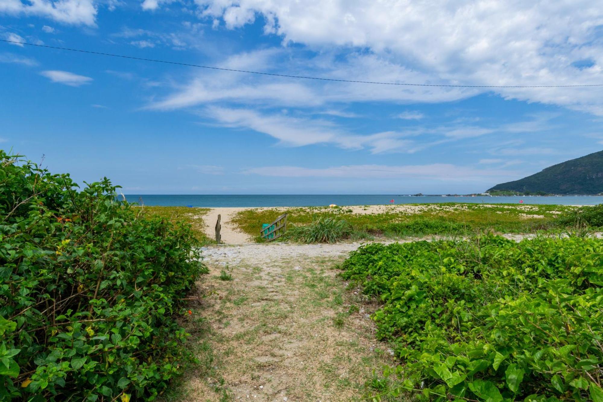 Sobrado Pé Na Areia Na Da Armação P143 *